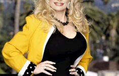 Dolly Parton Measurements Height Weight Age Bra Size