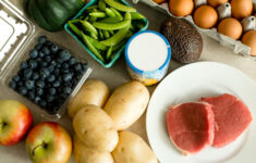 Here s What You Can And Can t Eat On Whole30 Kitchn