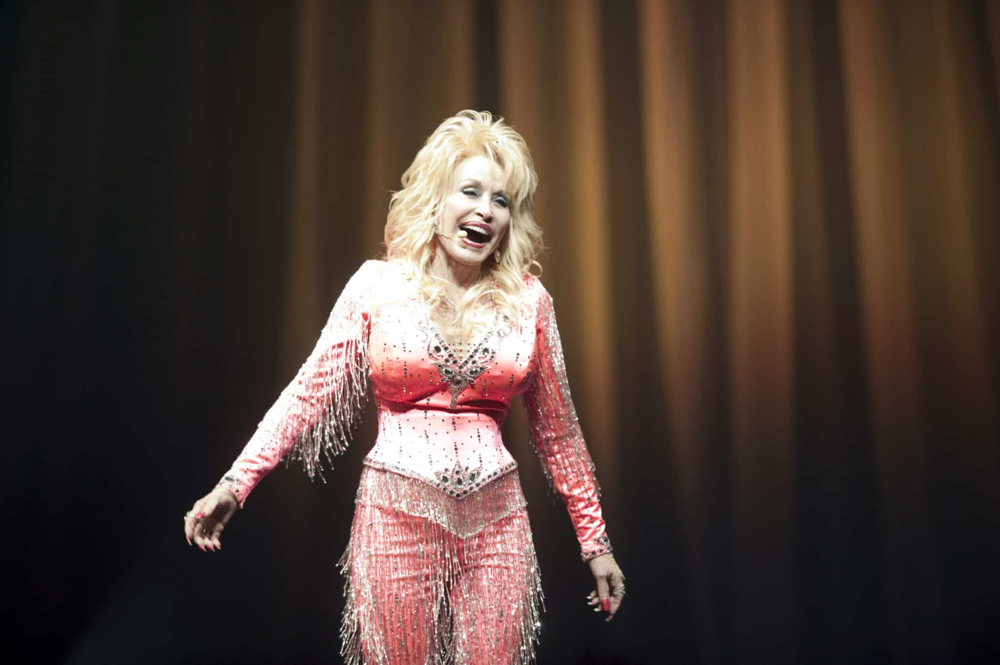 How Does Dolly Parton Stay In Shape 
