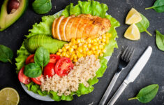 Low Carb Diet May Reduce HbA1c More Than Low Fat Diet In