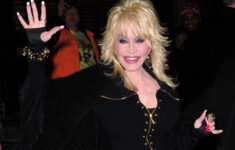 Why Does Dolly Parton Always Wear Gloves